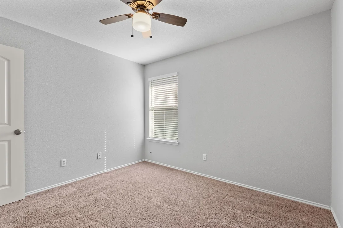 Photo of 607 Quincy DR