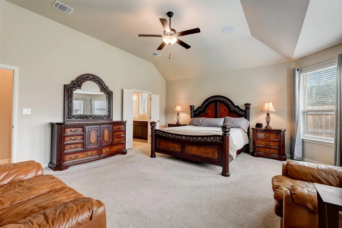 Photo of 285 Coyote Creek WAY