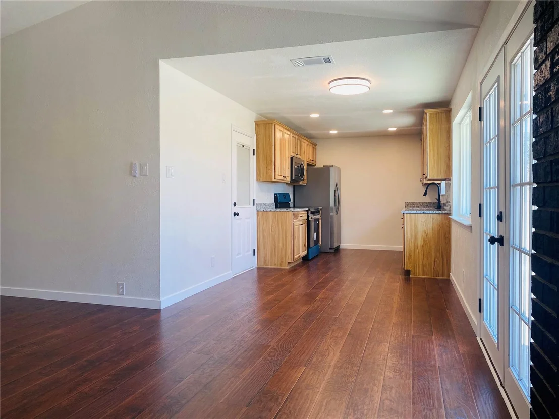 Photo of 2104 Beta CIR
