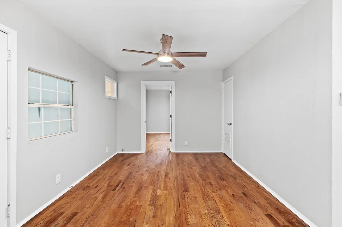 Photo of 1708 Payne Ave