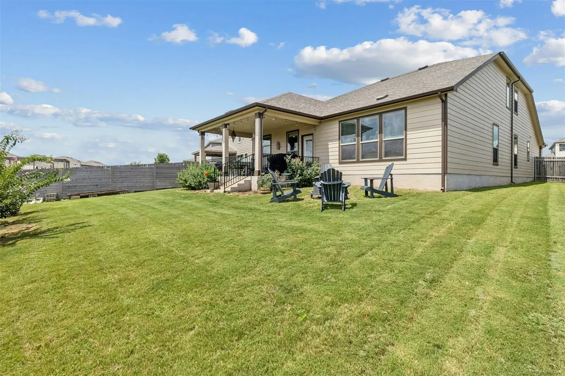Photo of 170 Kennicott DR