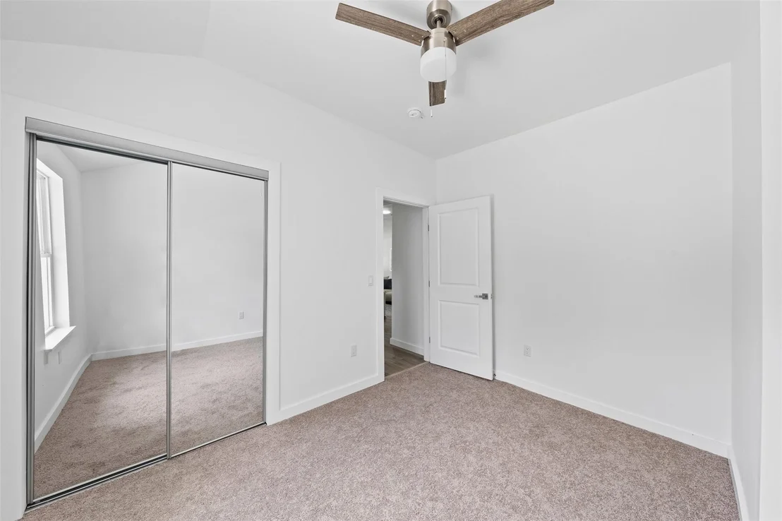 Photo of 1101 W Avenue C