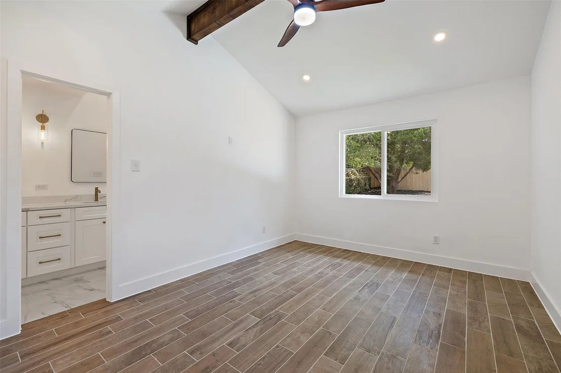 Photo of 1111 Spearson LN