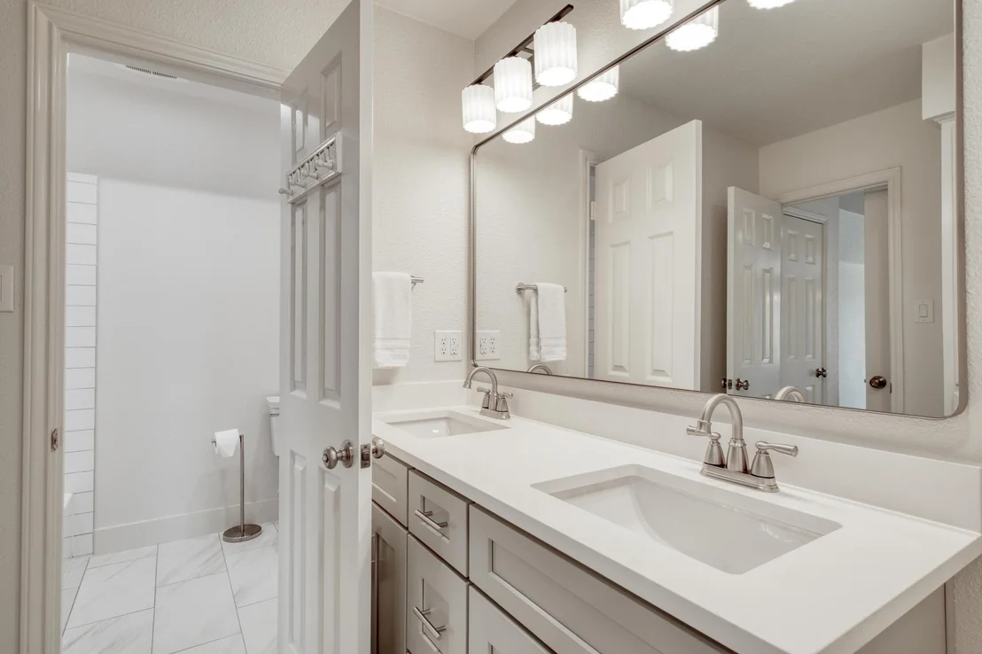 Photo of 15203 Dormax CIR