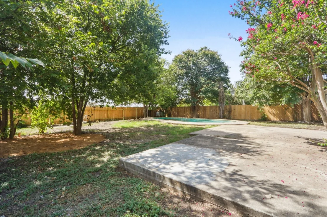 Photo of 9807 Kendal DR