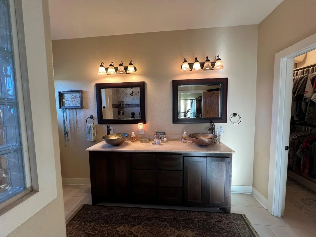 Photo of 4601 County Road 202