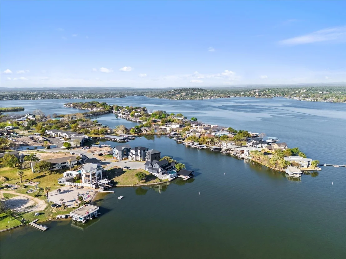 Photo of 175 Pointview DR