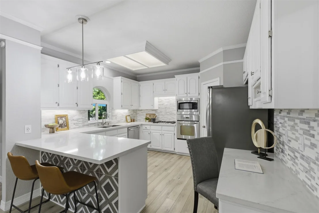 Photo of 9 Hillway DR
