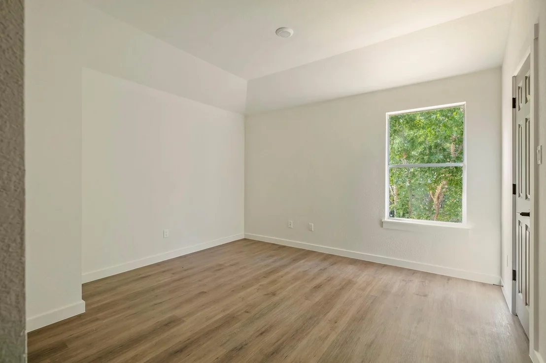 Photo of 323 Ranier LN