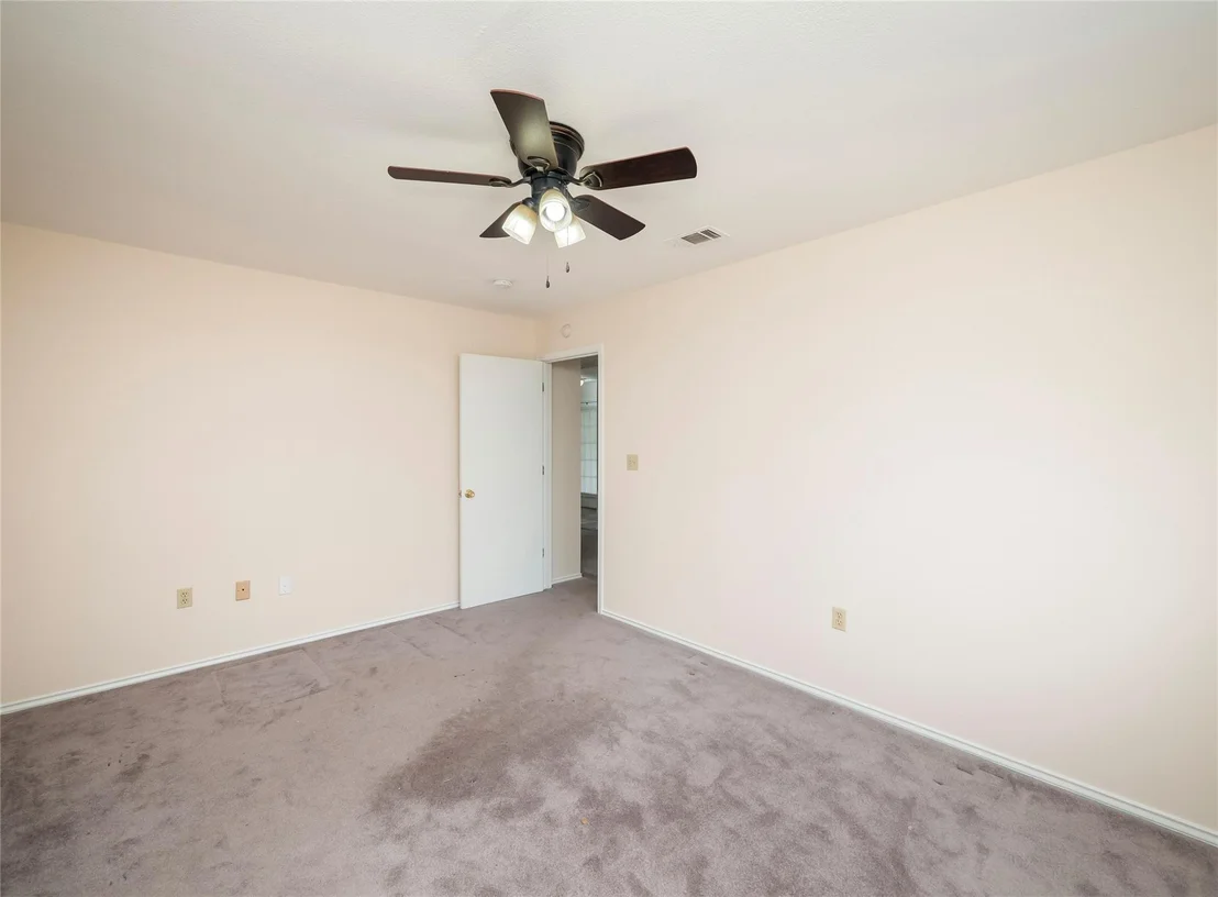 Photo of 137 Blanket Flower DR