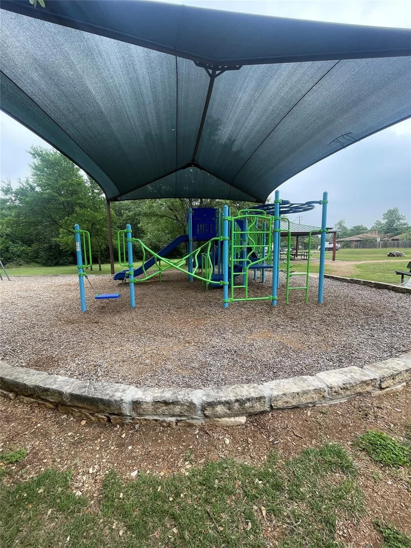 Photo of 203 Settlers DR