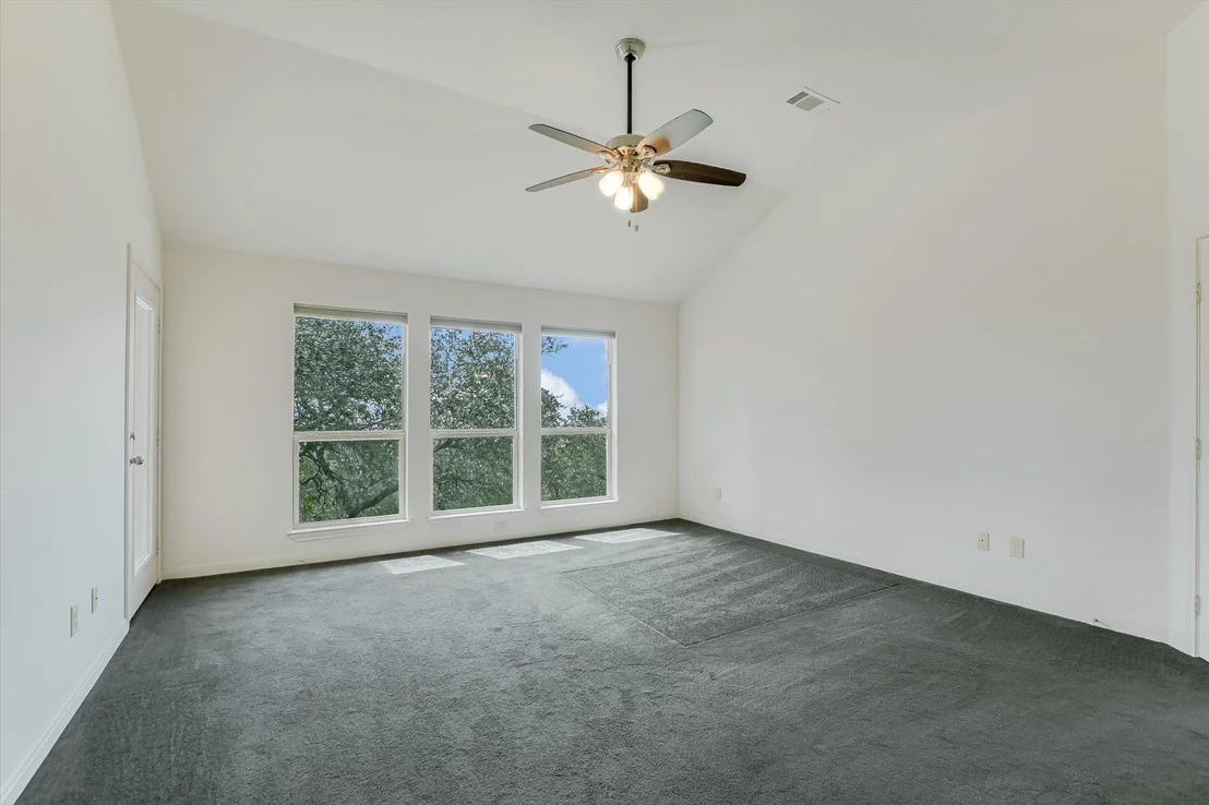 Photo of 851 Stone Mountain DR