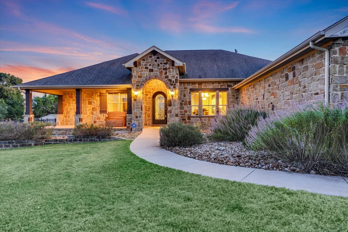 Photo of 162 Sarahs Spring CV