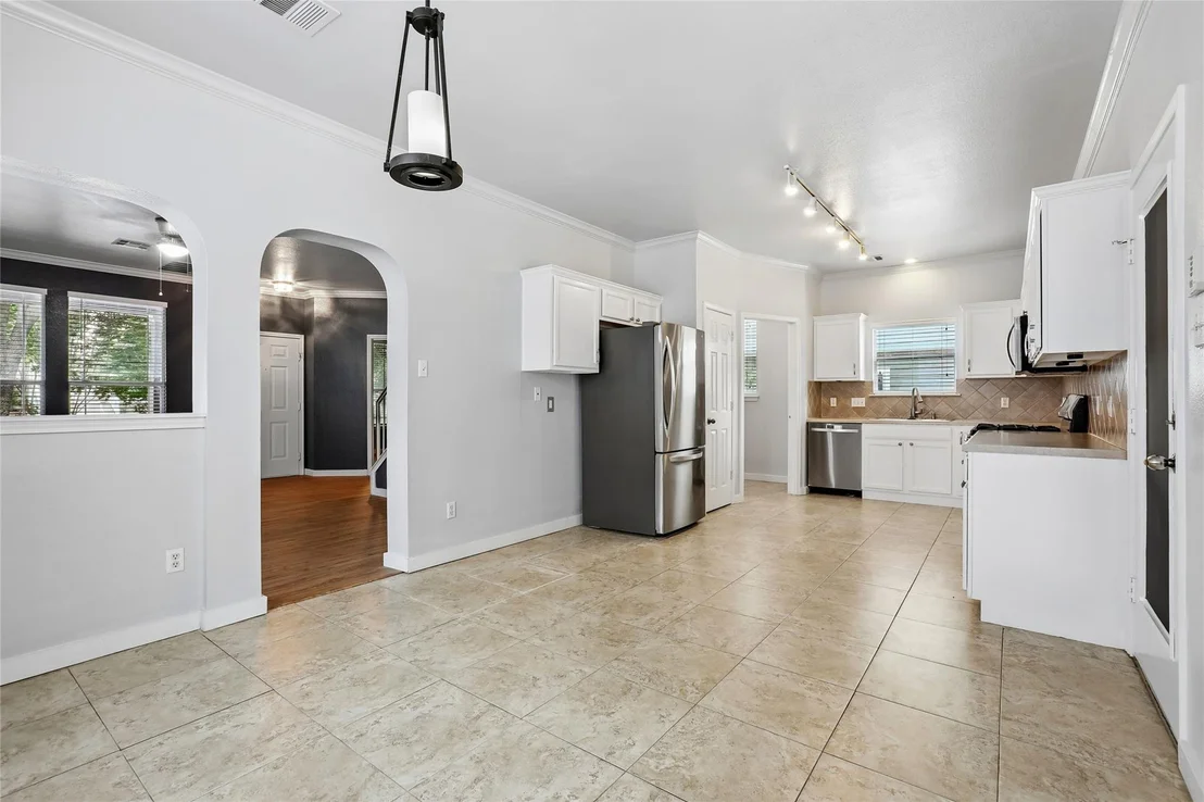 Photo of 1001 Monadale TRL