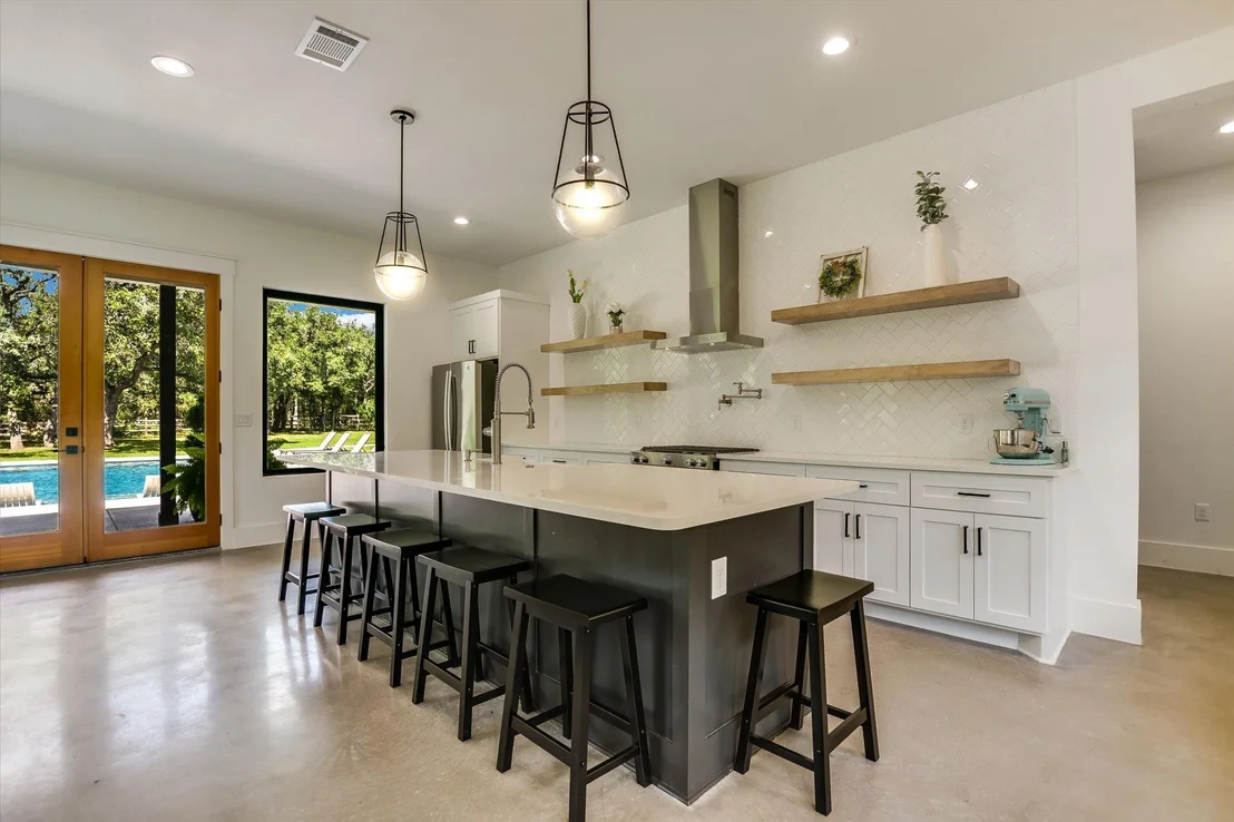 Photo of 400 Creekside DR