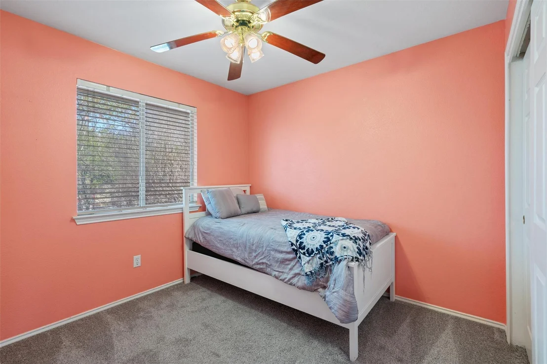 Photo of 1002 Pathfinder WAY