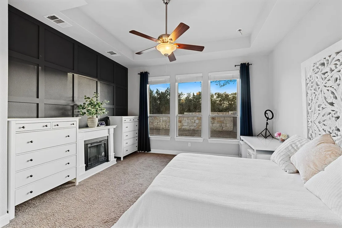 Photo of 107 Orange Mimosa LN