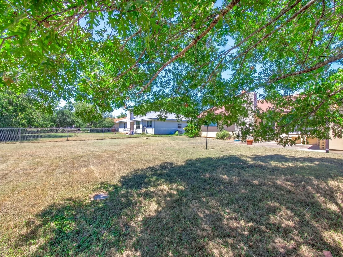 Photo of 404 E Central DR
