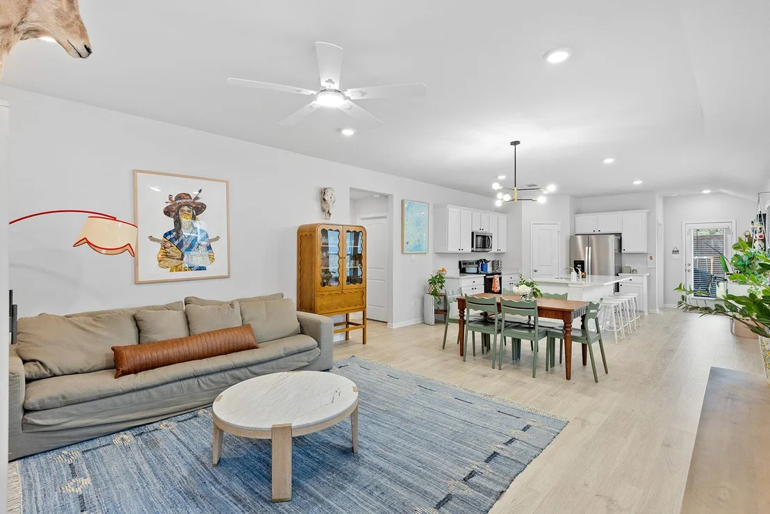 Photo of 421 Lone Cedar RD