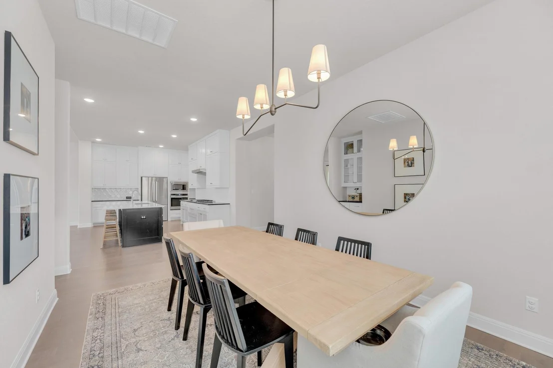 Photo of 704 Sunset Vista DR