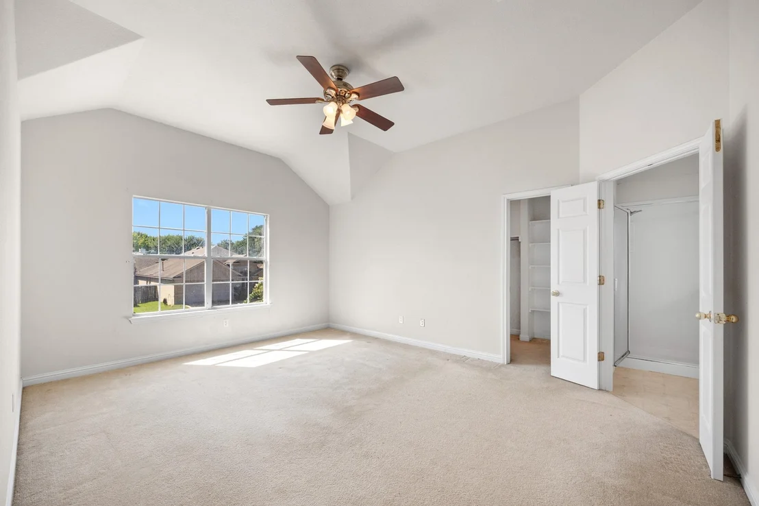 Photo of 10005 MOUNT RAINIER DR
