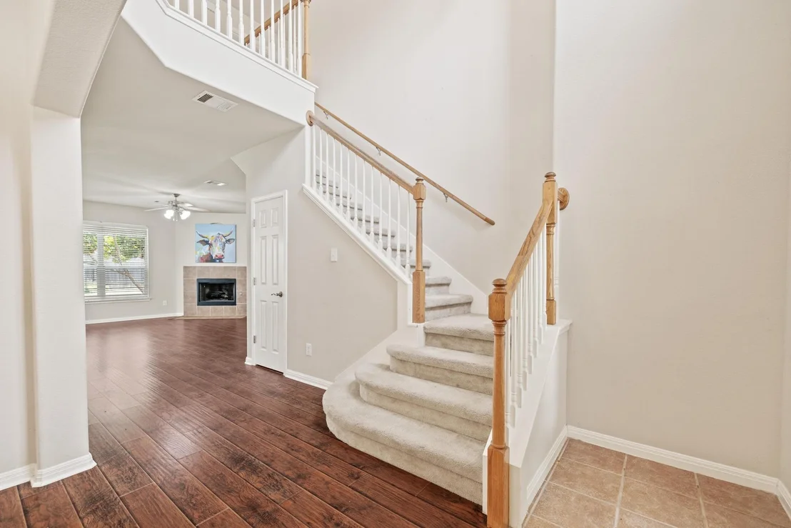 Photo of 1115 Henderson DR