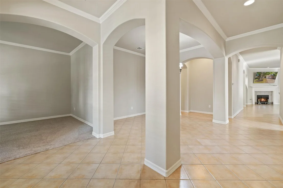 Photo of 1111 Hillridge DR