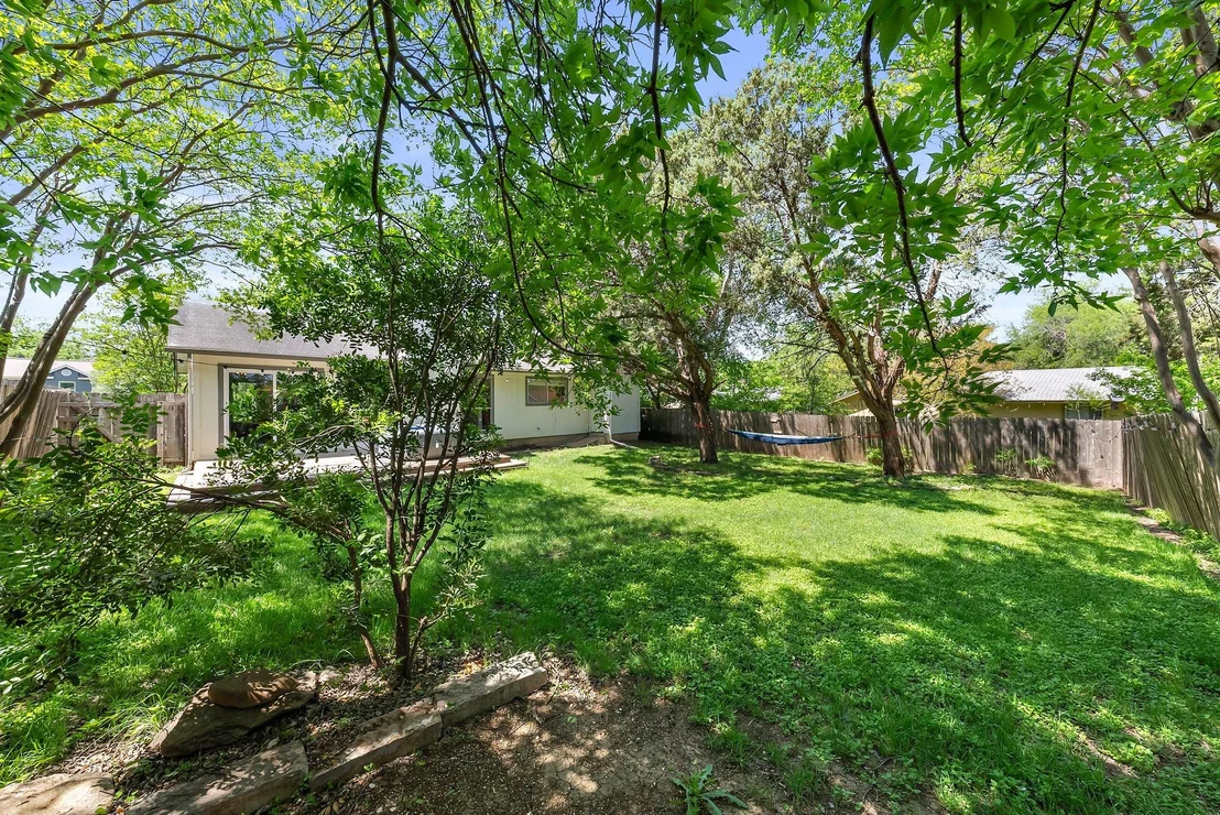 Photo of 3212 Darnell DR
