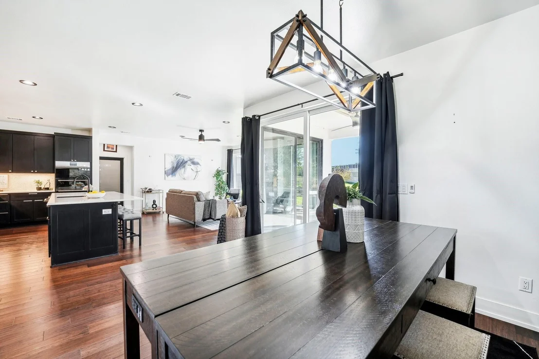 Photo of 405 Rio