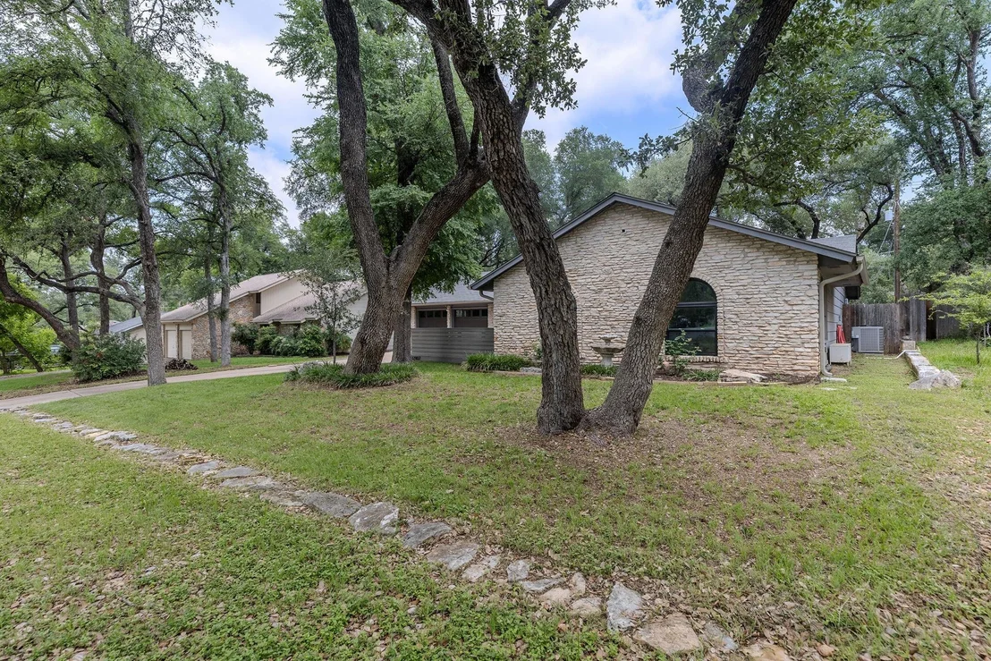 Photo of 12907 Springvale DR