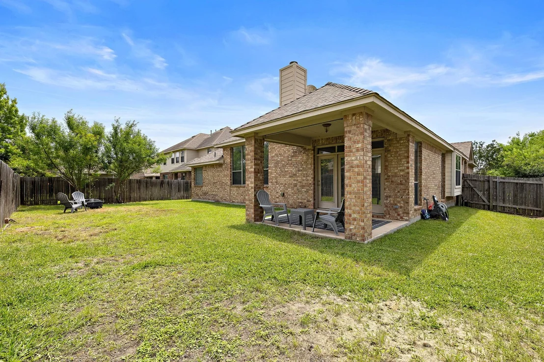 Photo of 2612 Windview LN