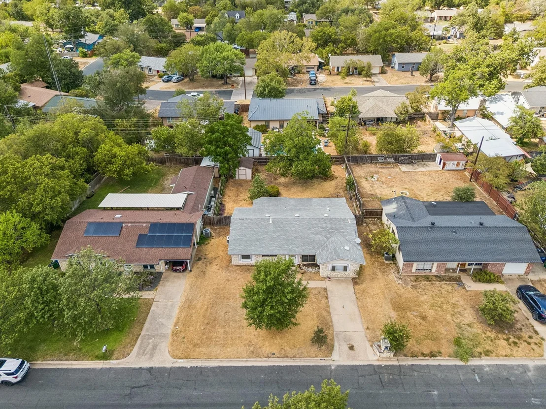 Photo of 6904 Miranda DR