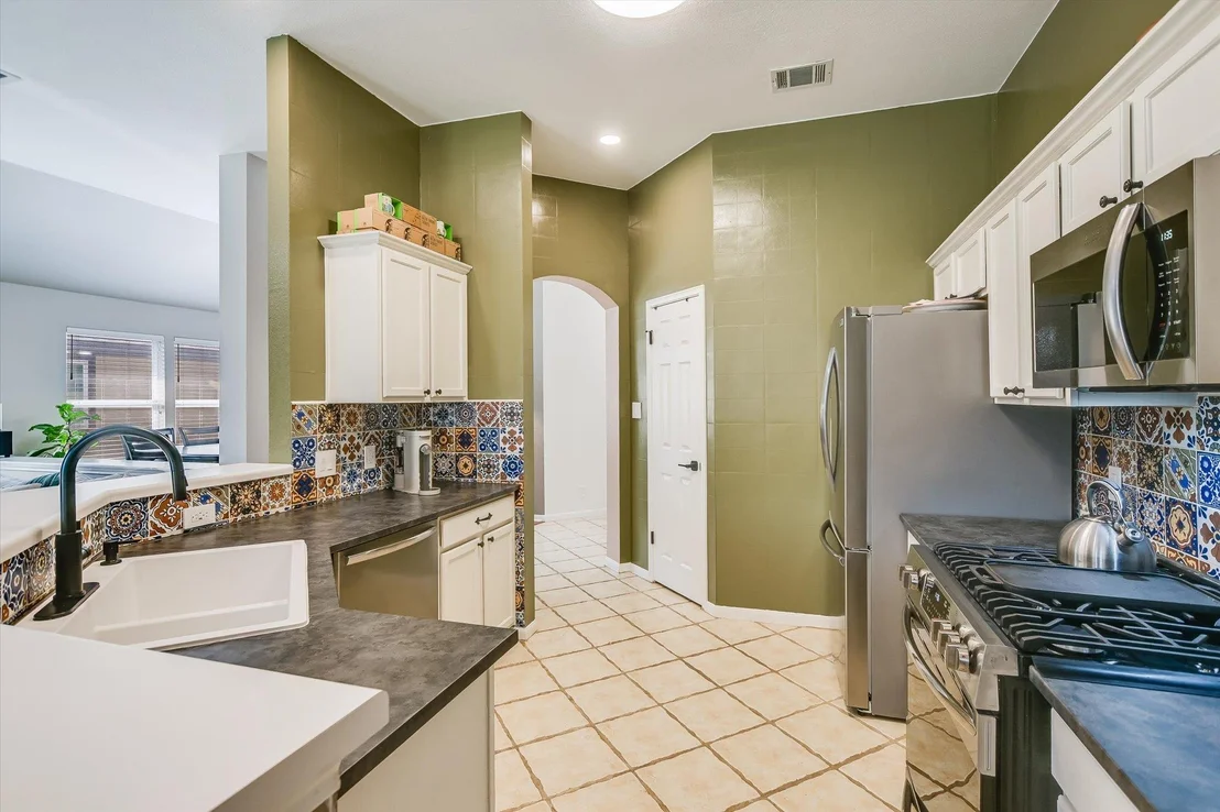 Photo of 1302 Redbud LN