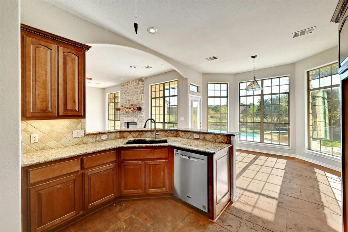 Photo of 1300 Little Bear RD