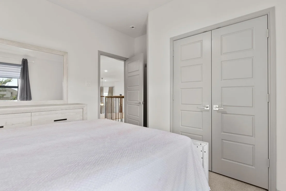 Photo of 109 Leon LOOP
