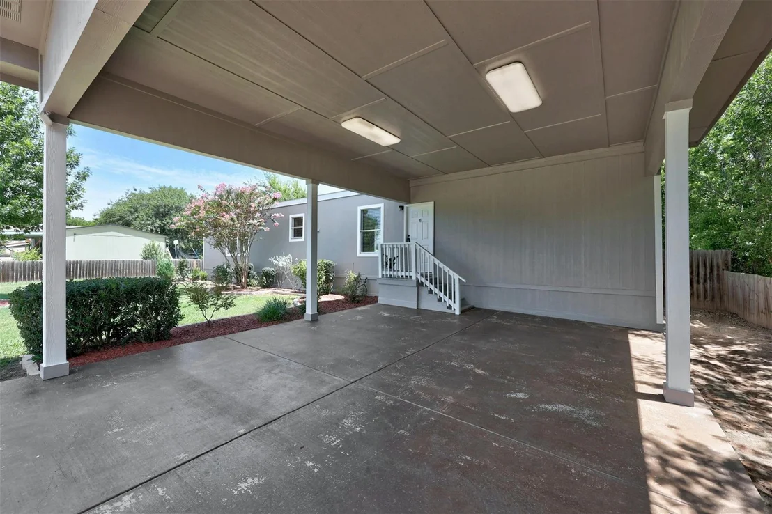 Photo of 207 Quail Ridge DR