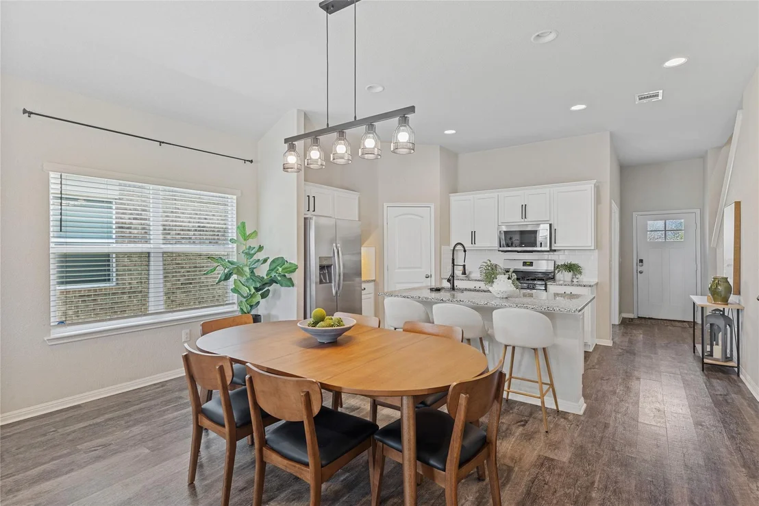Photo of 152 Marienfeld LN