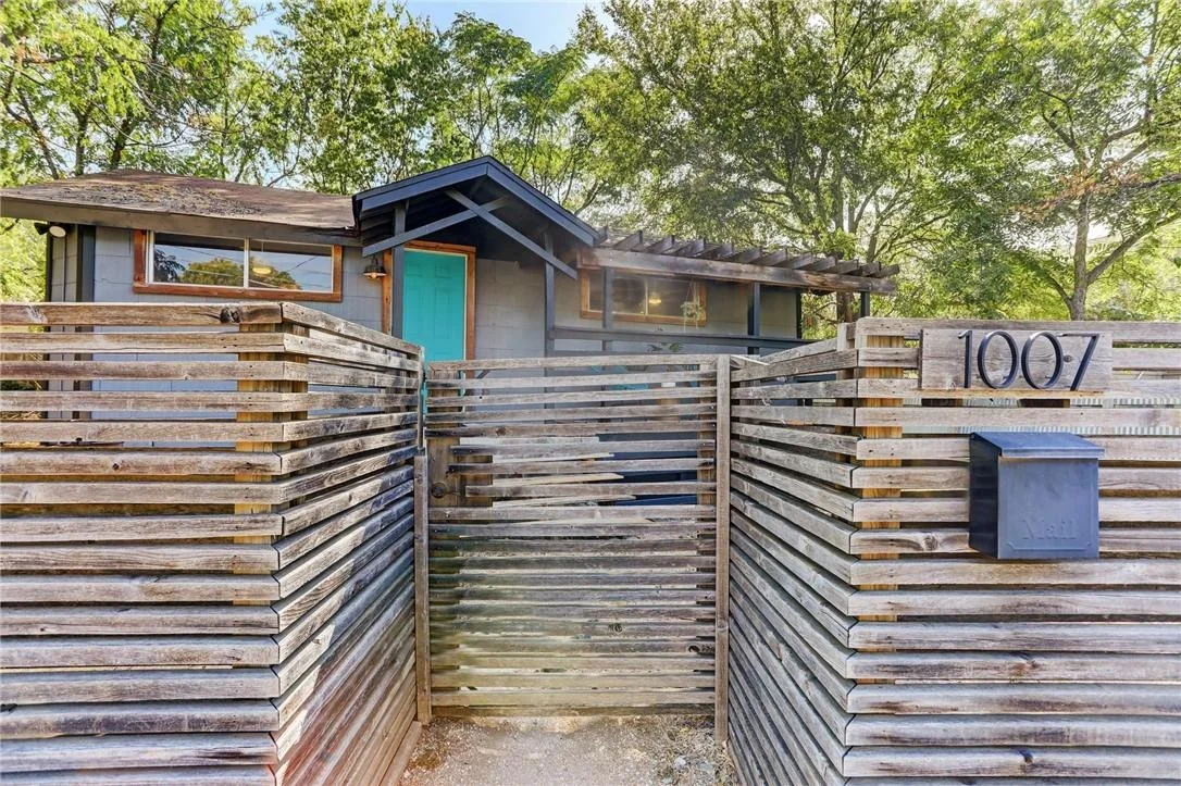 Photo of 1007 Prospect Ave