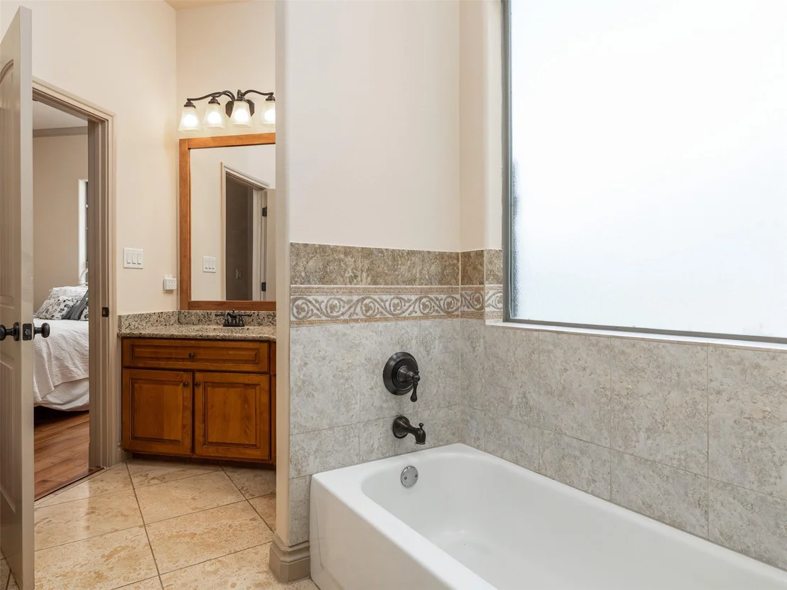 Photo of 139 Ware DR