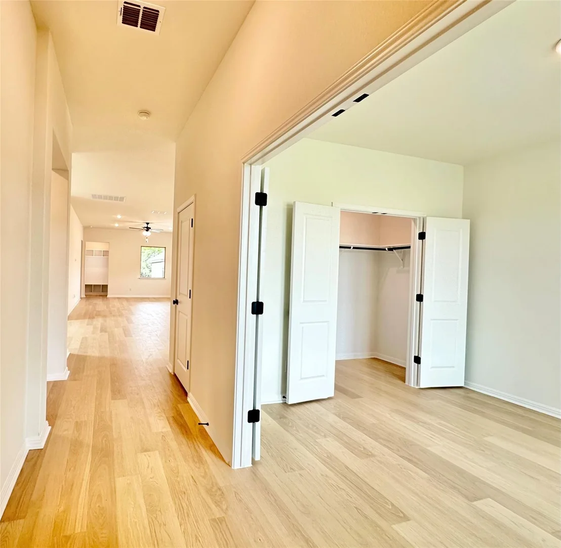 Photo of 412 Treadwell LN