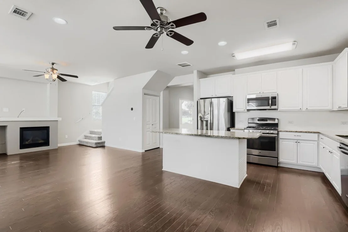 Photo of 5136 Hellman