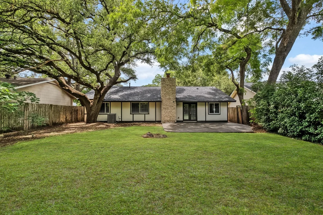 Photo of 10417 Firethorn LN
