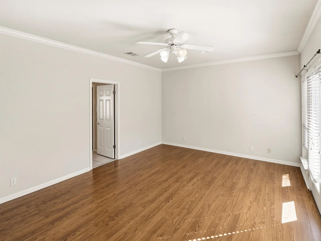 Photo of 20607 Highland Lake LOOP