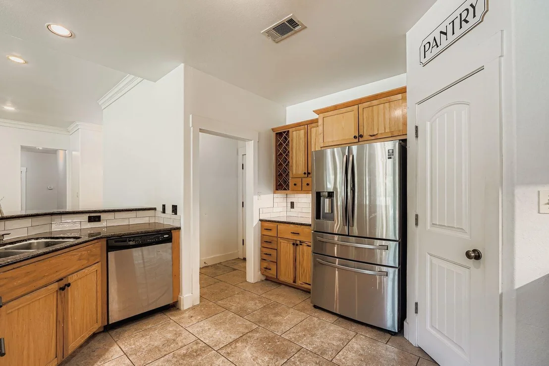 Photo of 100 Quarry Springs DR