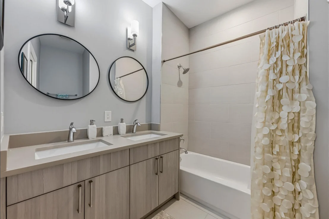 Photo of Unit A at 1405 Camelot CIR