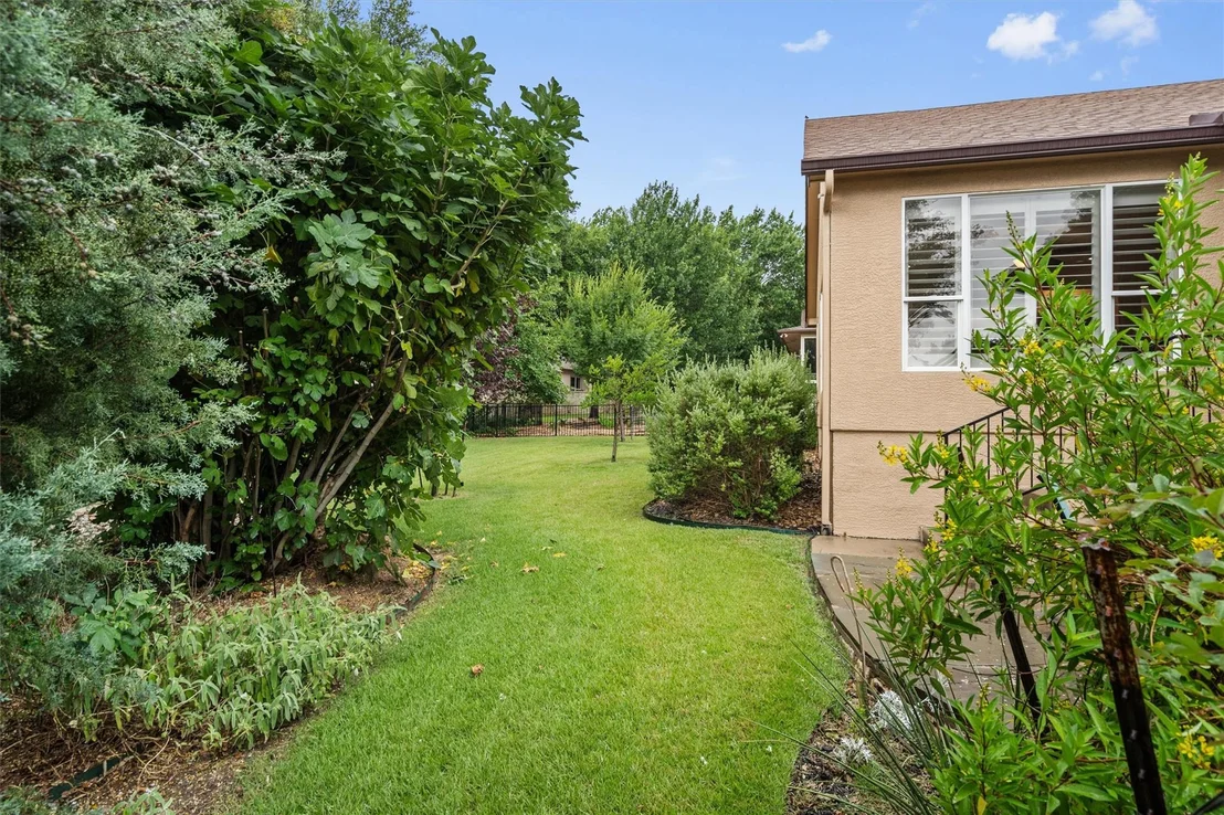 Photo of 119 Daisy PATH