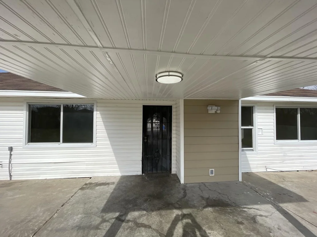 Photo of 1505 Saint Croix LN