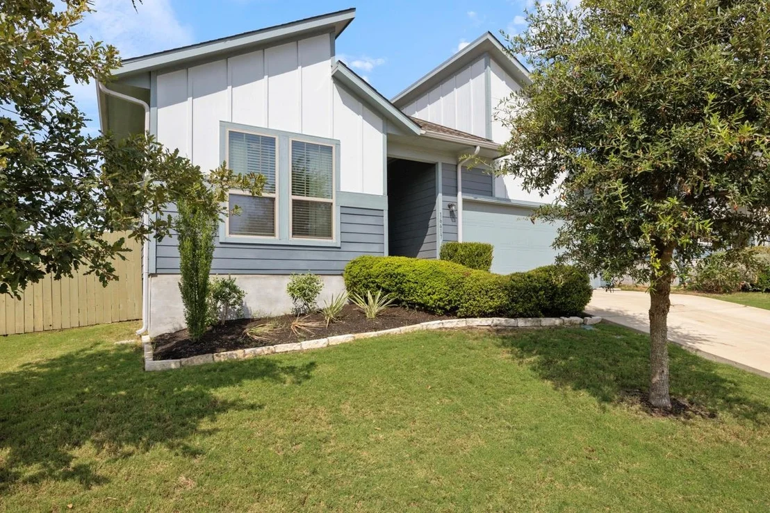 Photo of 16617 Sumptuous DR