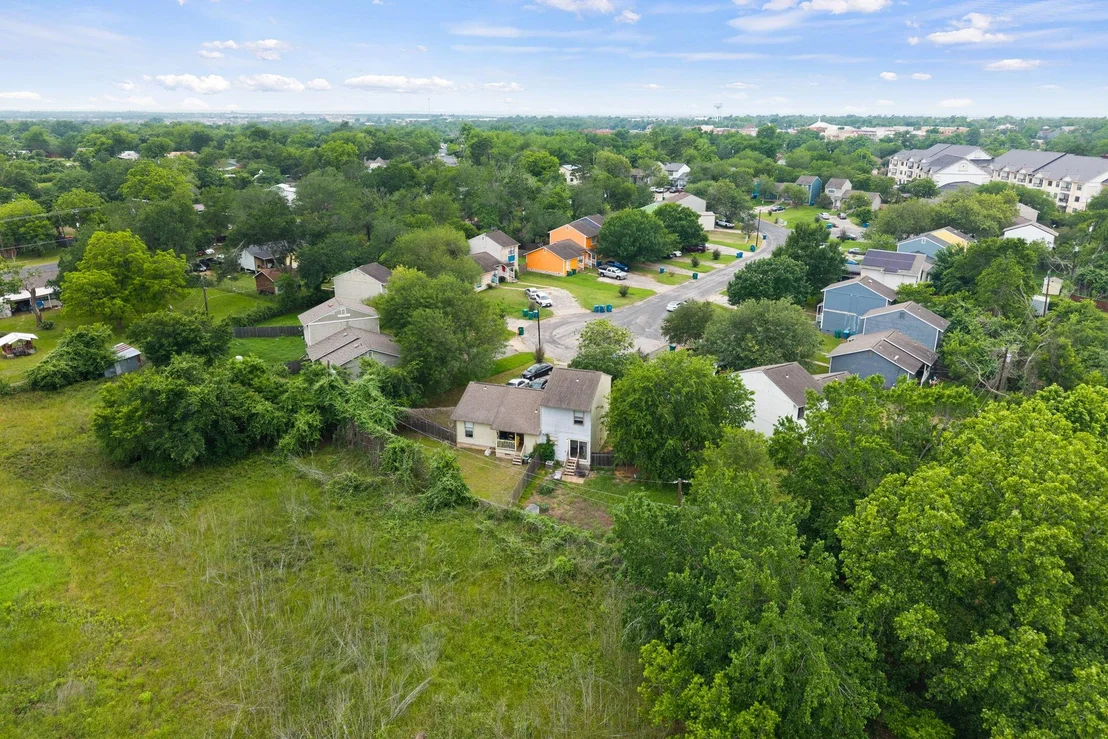 Photo of 128 Hillside DR