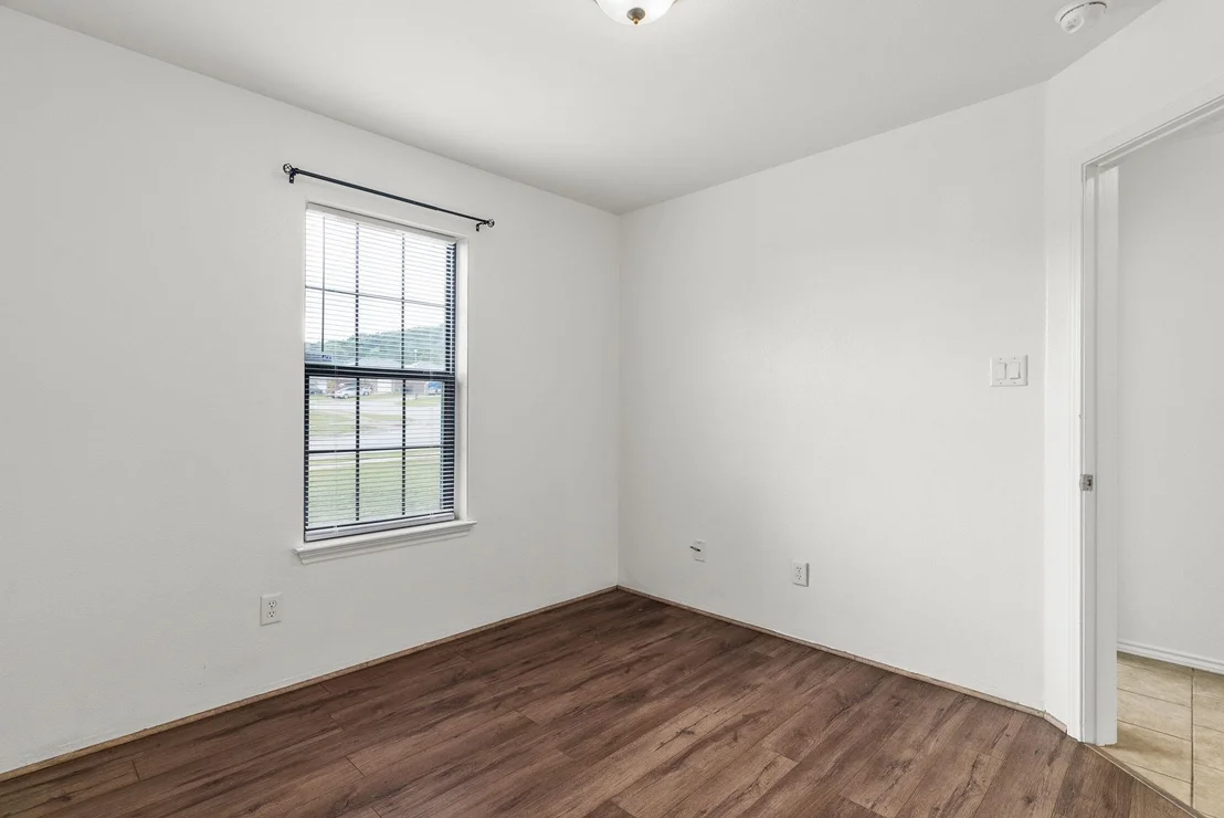 Photo of 1325 Marlee CIR